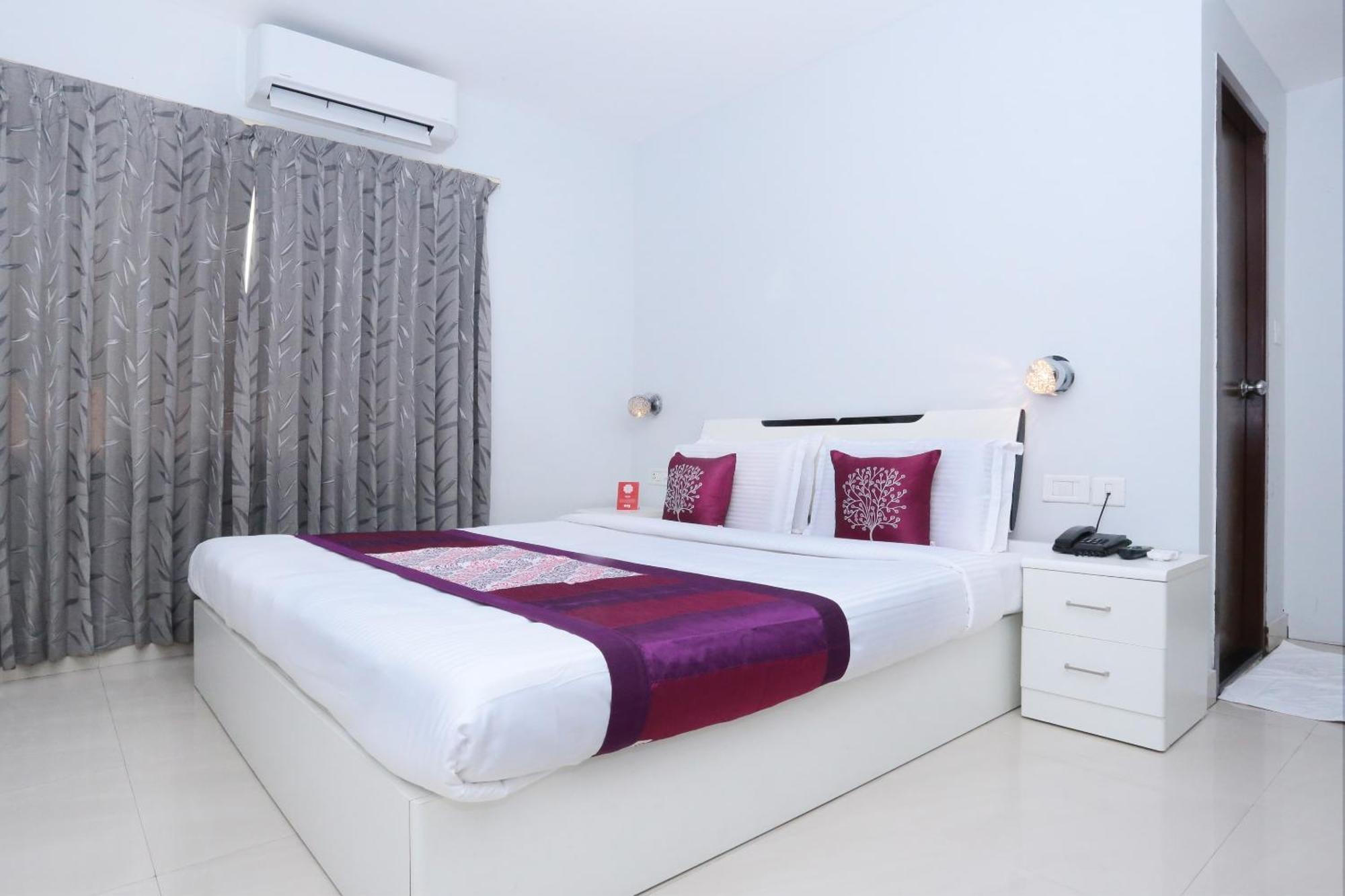 Super Townhouse Malabar Illam Hotel Kochi Exterior photo